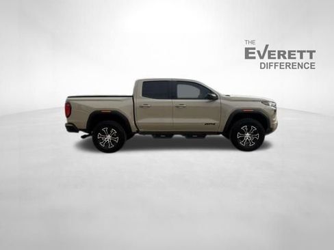 Used 2023 GMC Canyon AT4 w/ LPO, Off Road Lift Package AWD/4WD image 8