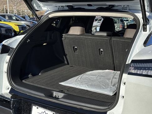 Used 2025 Nissan Murano Platinum image 21