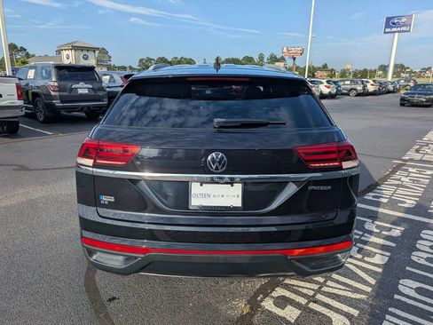 Certified 2022 Volkswagen Atlas Cross Sport SE FWD image 6