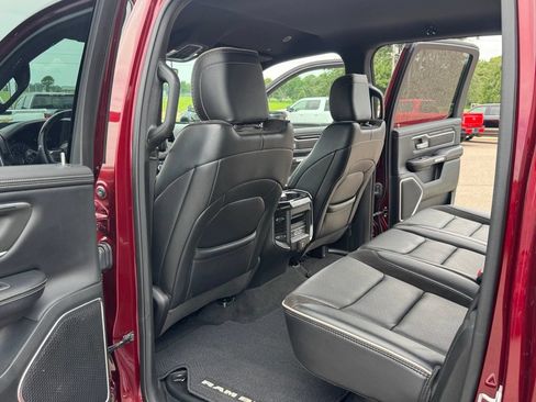 Used 2021 RAM 1500 Laramie w/ Sport Appearance Package AWD/4WD image 38