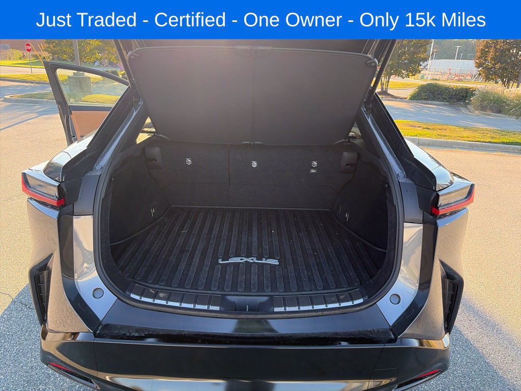 Used 2024 Lexus RZ 300e Premium w/ Accessory Package (2T) FWD image 11