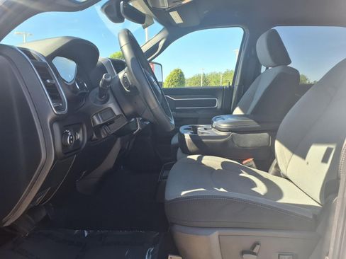 Used 2024 RAM 2500 Big Horn image 11