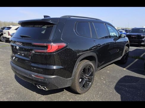 Used 2024 GMC Acadia Elevation w/ Black Edition AWD/4WD image 5