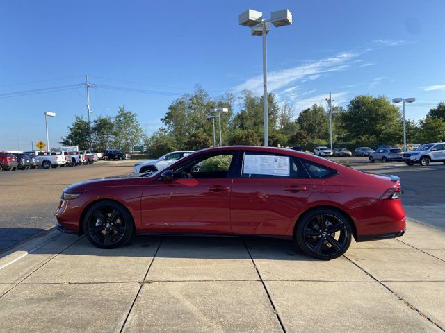 Used 2025 Honda Accord Sport image 7