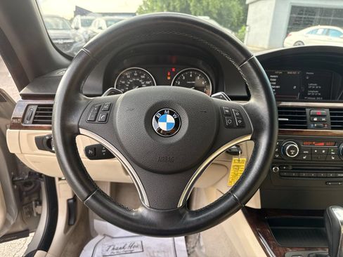 Used 2011 BMW 328i Convertible RWD image 16