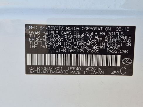 Used 2013 Lexus LS 460 w/ F-Sport Pkg RWD image 29
