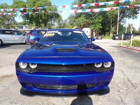Used 2022 Dodge Challenger GT AWD/4WD image 2
