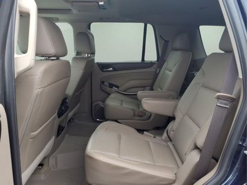 Used 2018 GMC Yukon SLT w/ Premium Edition AWD/4WD image 5