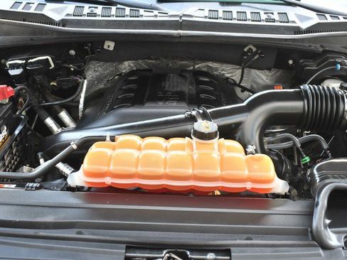 Used 2015 Ford F150 XLT w/ Equipment Group 302A Luxury AWD/4WD image 29