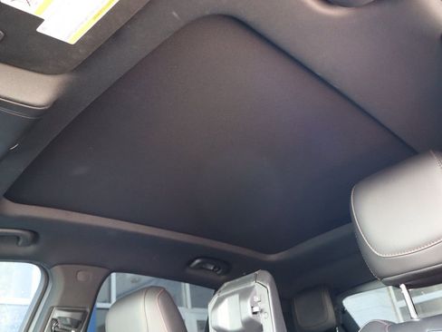 Used 2019 Cadillac XT4 Sport AWD/4WD image 33
