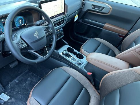 New 2025 Ford Bronco Sport Outer Banks w/ Outer Banks Tech Package+ image 9