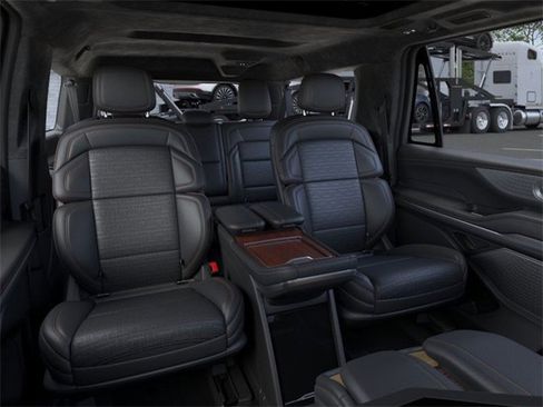 New 2025 Lincoln Navigator L Black Label image 11
