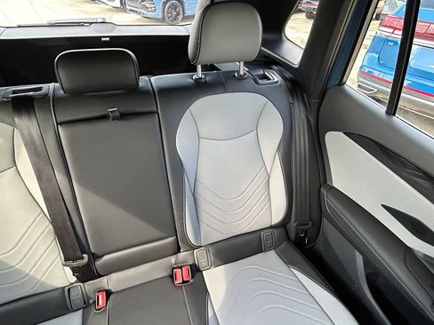 New 2026 Volkswagen Tiguan SE R-Line FWD image 14