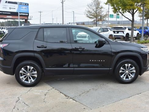 New 2026 Chevrolet Equinox LT image 4