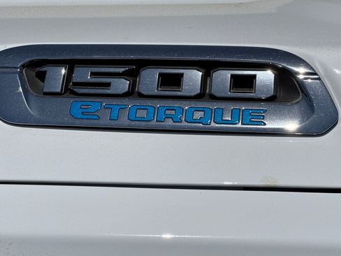 New 2026 RAM 1500 Laramie AWD/4WD image 25