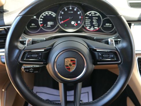 Used 2021 Porsche Panamera 4 AWD/4WD image 17