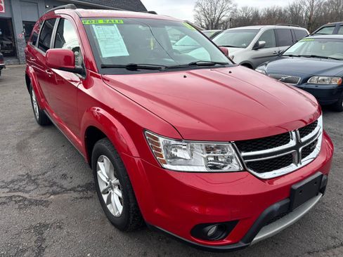Used 2015 Dodge Journey SXT w/ Flexible Seating Group image 3