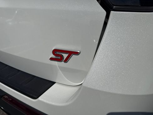 Used 2025 Ford Explorer ST w/ Sun And Sound Package RWD image 12