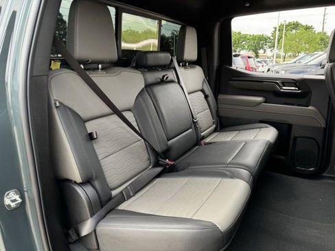 Used 2026 Chevrolet Silverado 1500 ZR2 w/ Dark Appearance Package AWD/4WD image 30