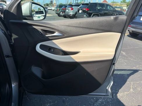 Used 2023 Buick Encore GX Preferred w/ Cold Weather Comfort Package FWD image 18