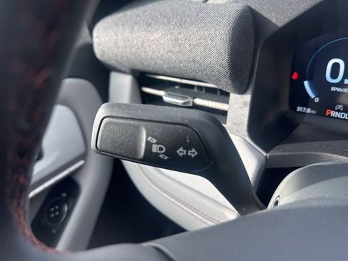 New 2026 Ford Explorer Active w/ Active Comfort Package image 28