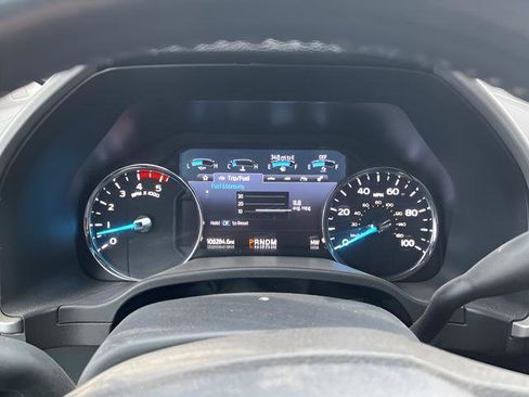 Used 2021 Ford F350 Lariat w/ Chrome Package image 9