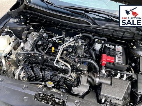 Used 2024 Nissan Altima 2.5 SV FWD image 30