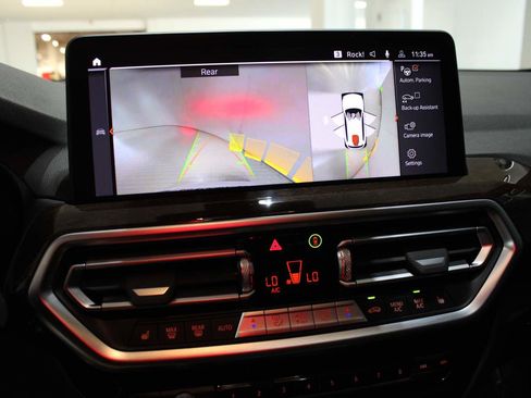 Certified 2024 BMW X3 sDrive30i w/ Premium Package image 19