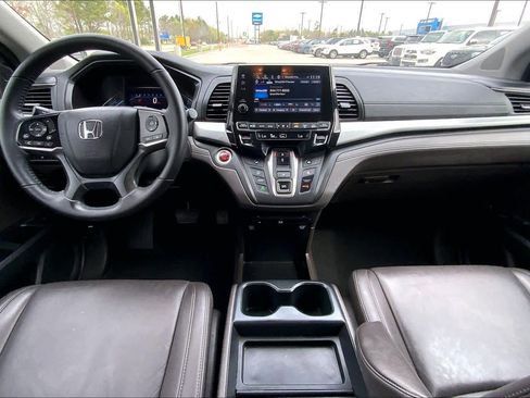 Used 2020 Honda Odyssey Touring image 16