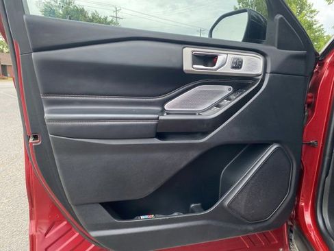 Used 2020 Ford Explorer ST w/ ST Street Pack AWD/4WD image 17