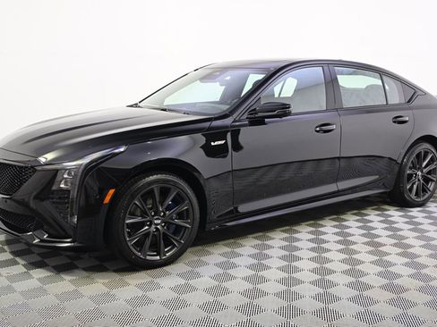 New 2026 Cadillac CT5 V image 2