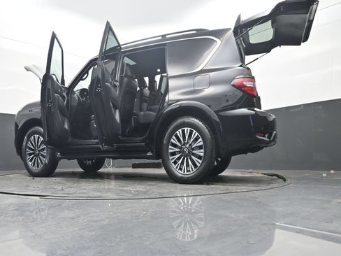 Used 2022 Nissan Armada SL w/ Midnight Edition Package RWD image 46