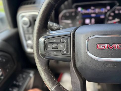Used 2021 GMC Sierra 2500 AT4 w/ AT4 Premium Plus Package AWD/4WD image 28