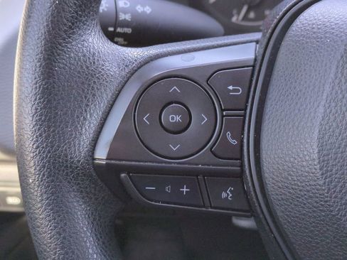 Used 2021 Toyota Corolla LE image 25