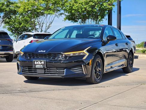 New 2026 Kia K5 LXS FWD image 2