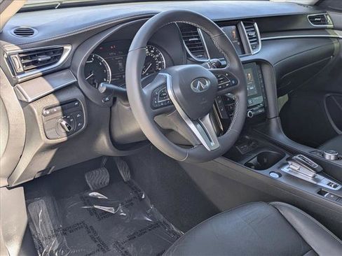 Certified 2023 INFINITI QX50 Luxe FWD image 10