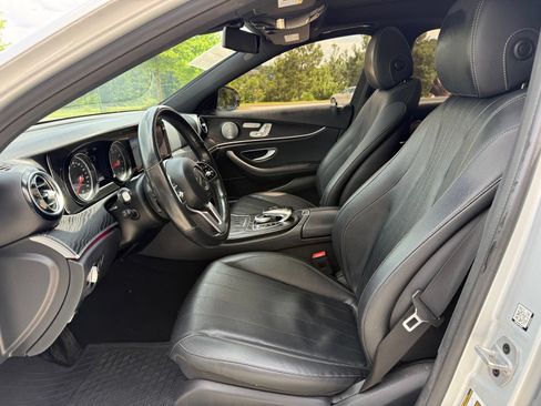 Used 2019 Mercedes-Benz E 300 4MATIC image 37