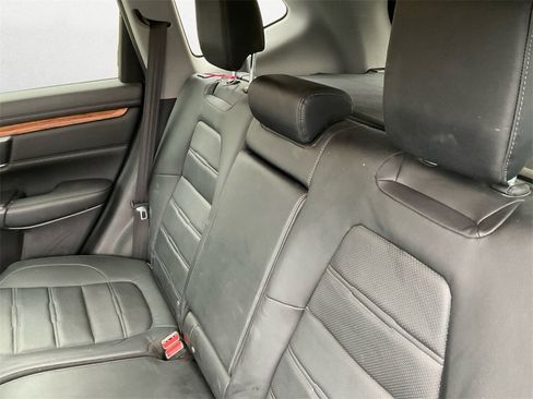 Used 2020 Honda CR-V Touring image 9