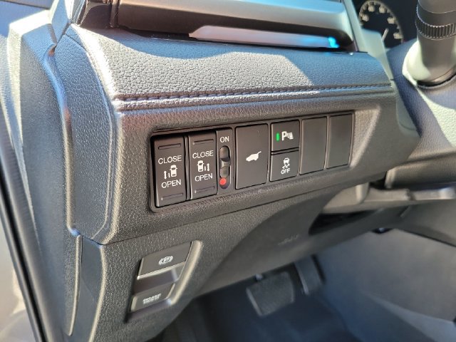 Certified 2026 Honda Odyssey Touring image 10