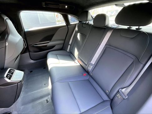 Used 2024 Lucid Air Touring AWD/4WD image 26