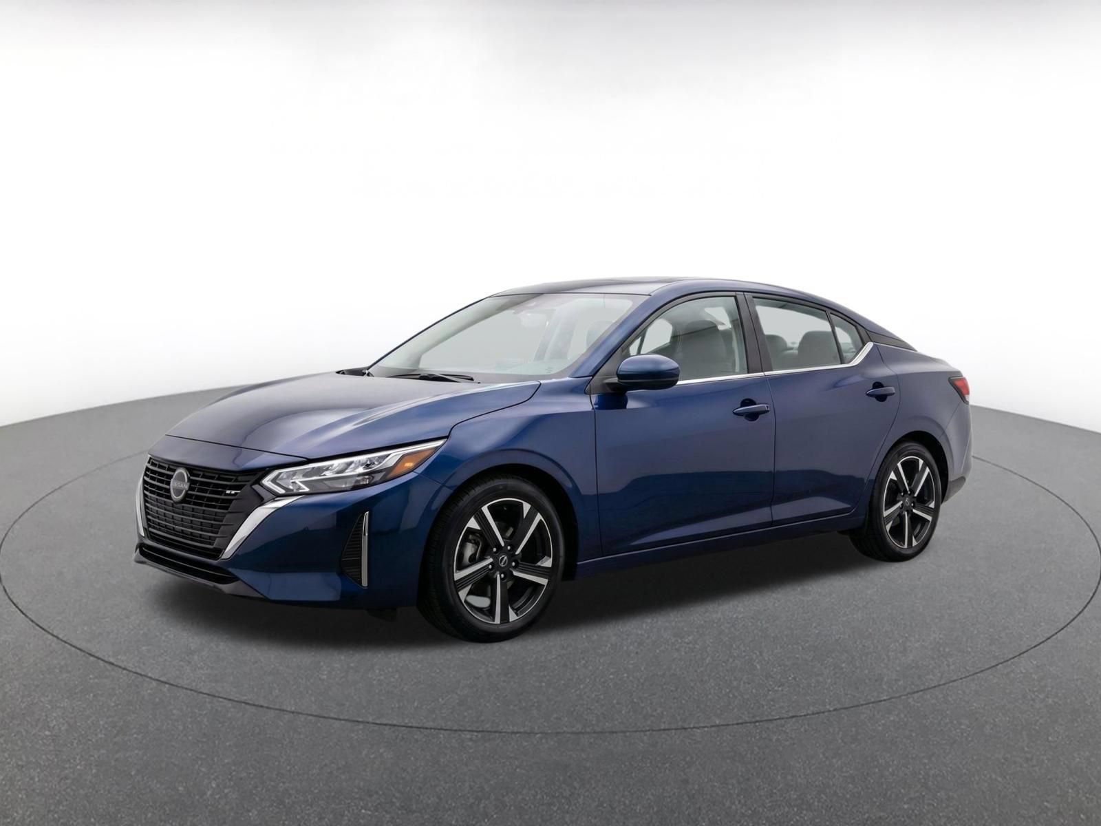 Used 2025 Nissan Sentra SV FWD image 3