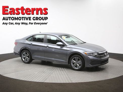 Used 2024 Volkswagen Jetta SE FWD image 57