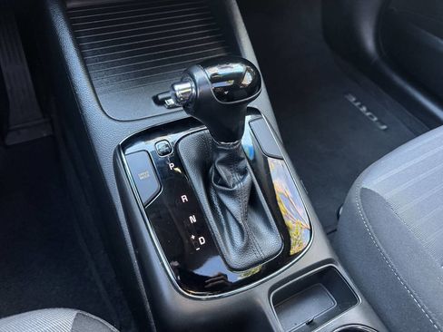 Used 2018 Kia Forte S w/ S Technology Plus Package image 17