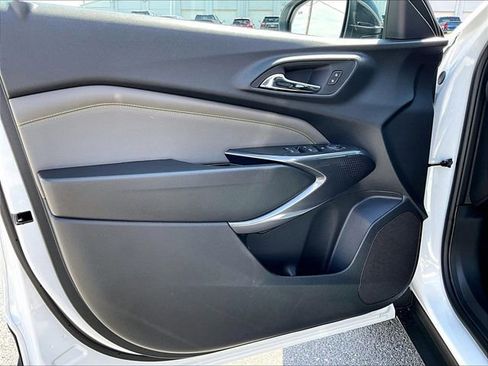 New 2026 Chevrolet Trax ACTIV FWD image 25