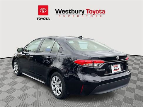 Certified 2023 Toyota Corolla LE image 11