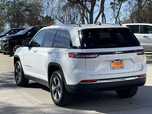 Used 2022 Jeep Grand Cherokee Limited 4xe w/ Luxury Tech Group II image 4