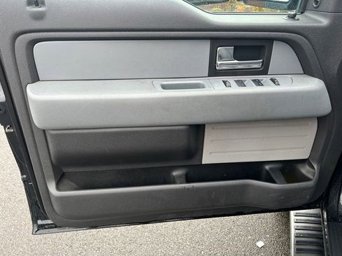 Used 2013 Ford F150 XLT w/ Mid Equipment Group image 16