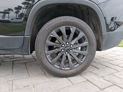 Used 2023 Chevrolet Traverse RS w/ LPO, Floor Liner Package FWD image 22