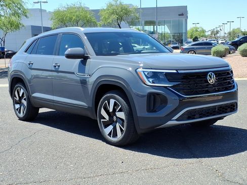 New 2026 Volkswagen Atlas Cross Sport SE FWD image 1