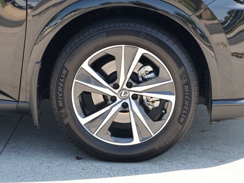 Used 2023 Lexus RX 350 Premium w/ Cold Area Package FWD image 11